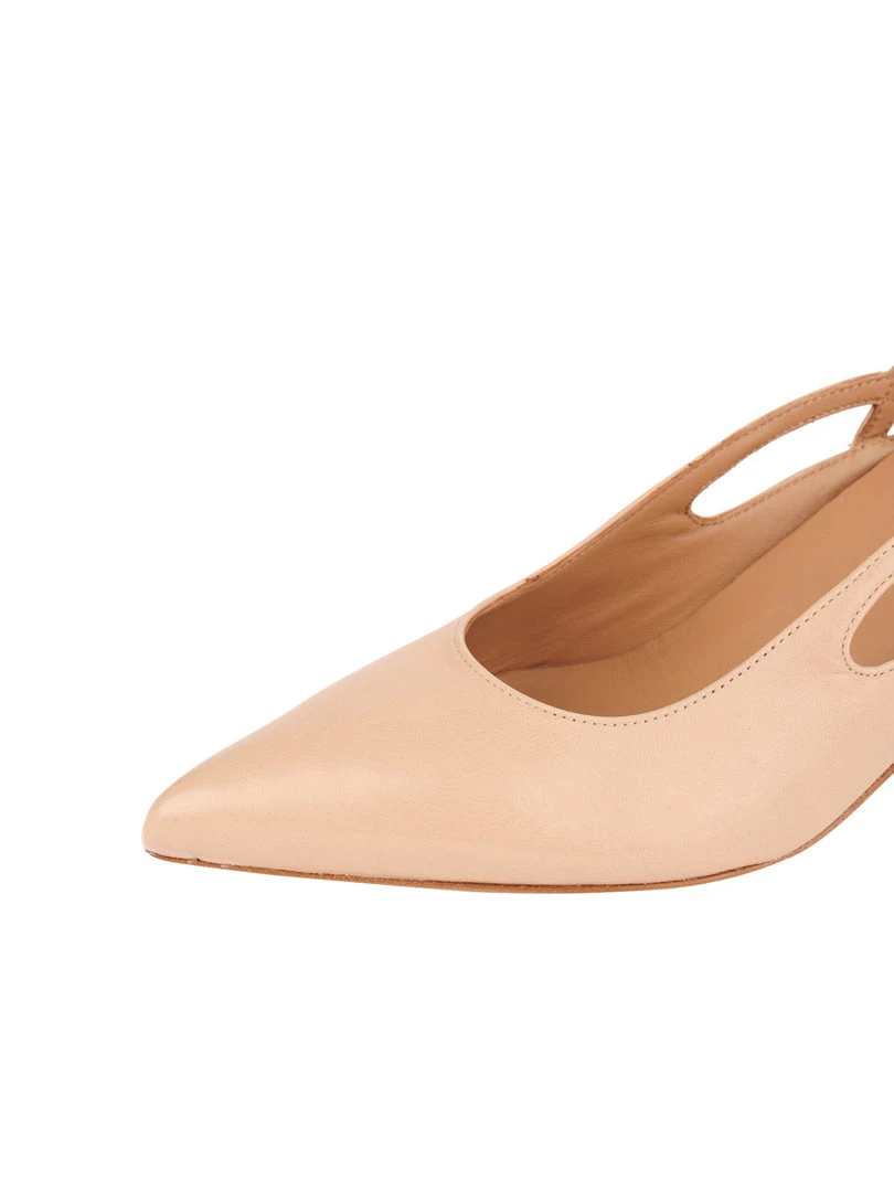 Butter Shoes Sadetta Pointed Toe Slingback Kitten Heels 6 Butter Shoes Sadetta Pointed Toe Slingback Kitten Heels