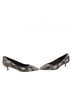 Butter Shoes Deluxe Pointed Toe Kitten Heel