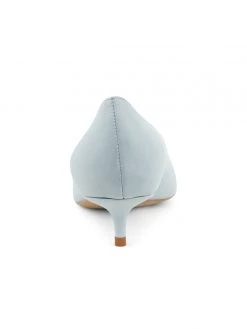 Butter Shoes Deluxe Pointed Toe Kitten Heel