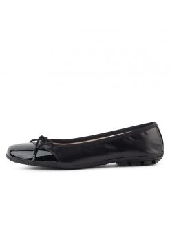 Paul Mayer Casual Crave Leather Ballet Flat